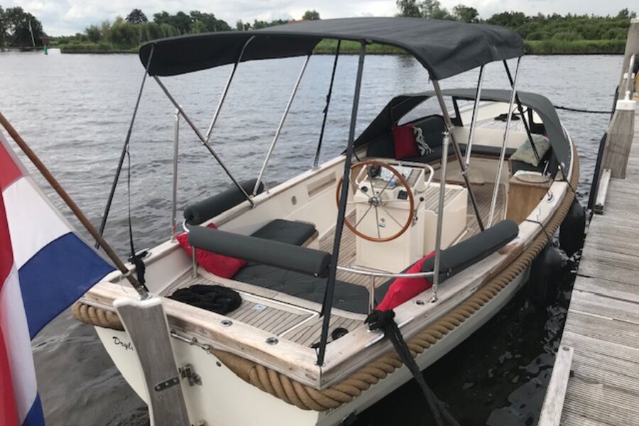 Die Schlafkabine der Motoryacht Luna.